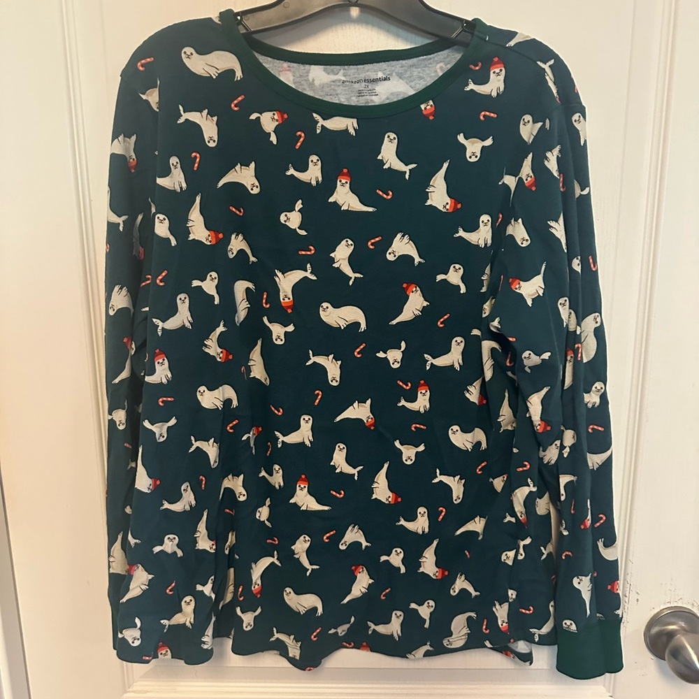 Amazon Essentials Green Seal Pattern Long Sleeve Pajama Set